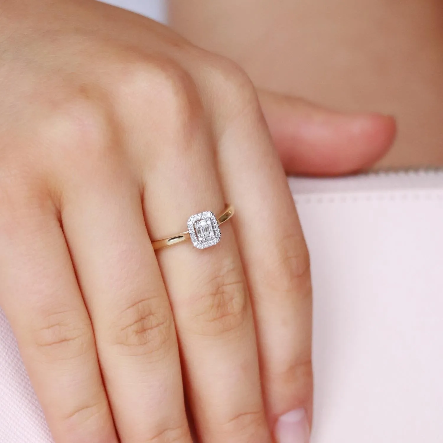 0.08Ct Round Brilliant Diamond Engagement Ring In 9Ct Yellow Gold