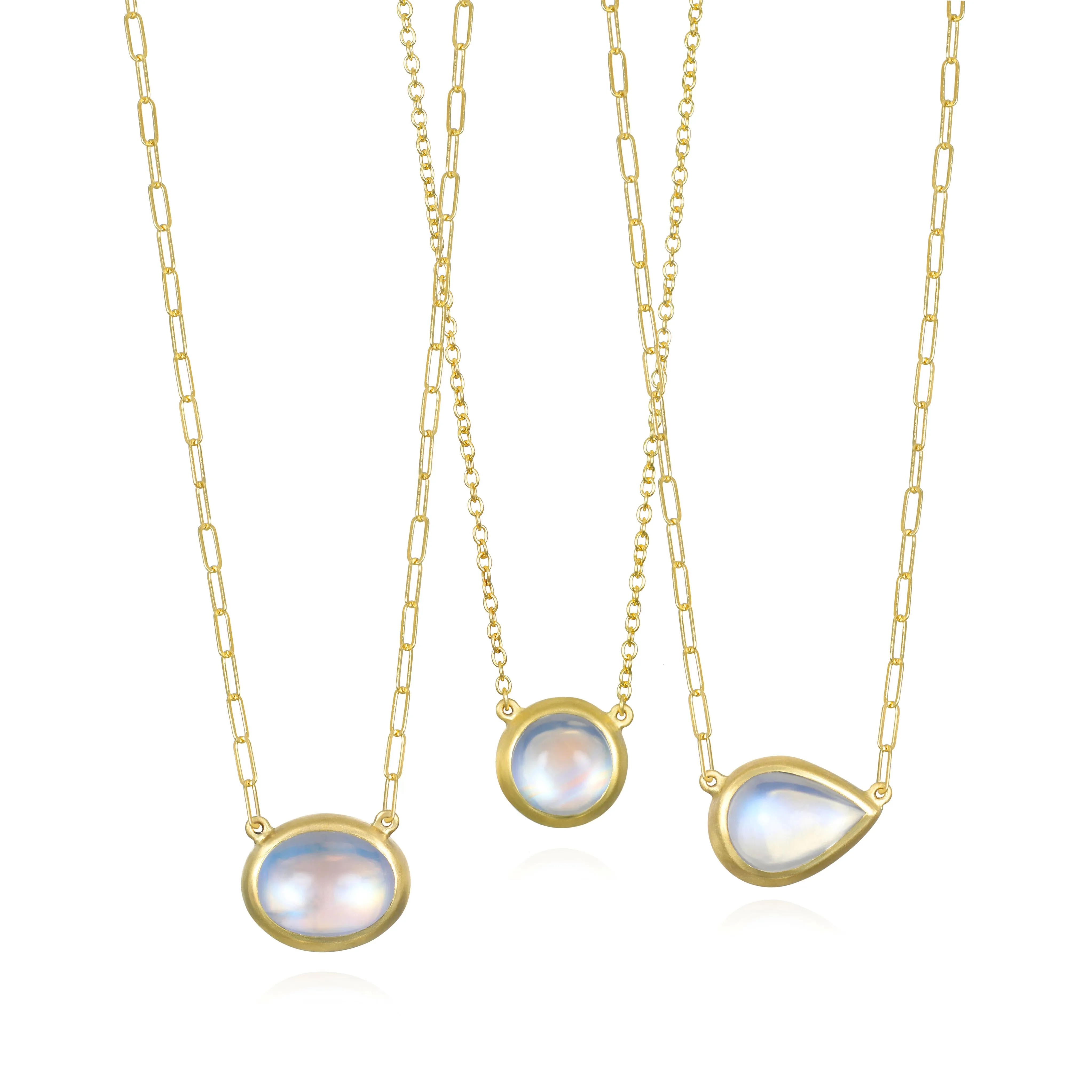 18 Karat Gold Oval Ceylon Moonstone Necklace