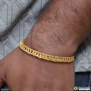 Antique Design Gold Plated Linked Bracelet for Men - Style D531