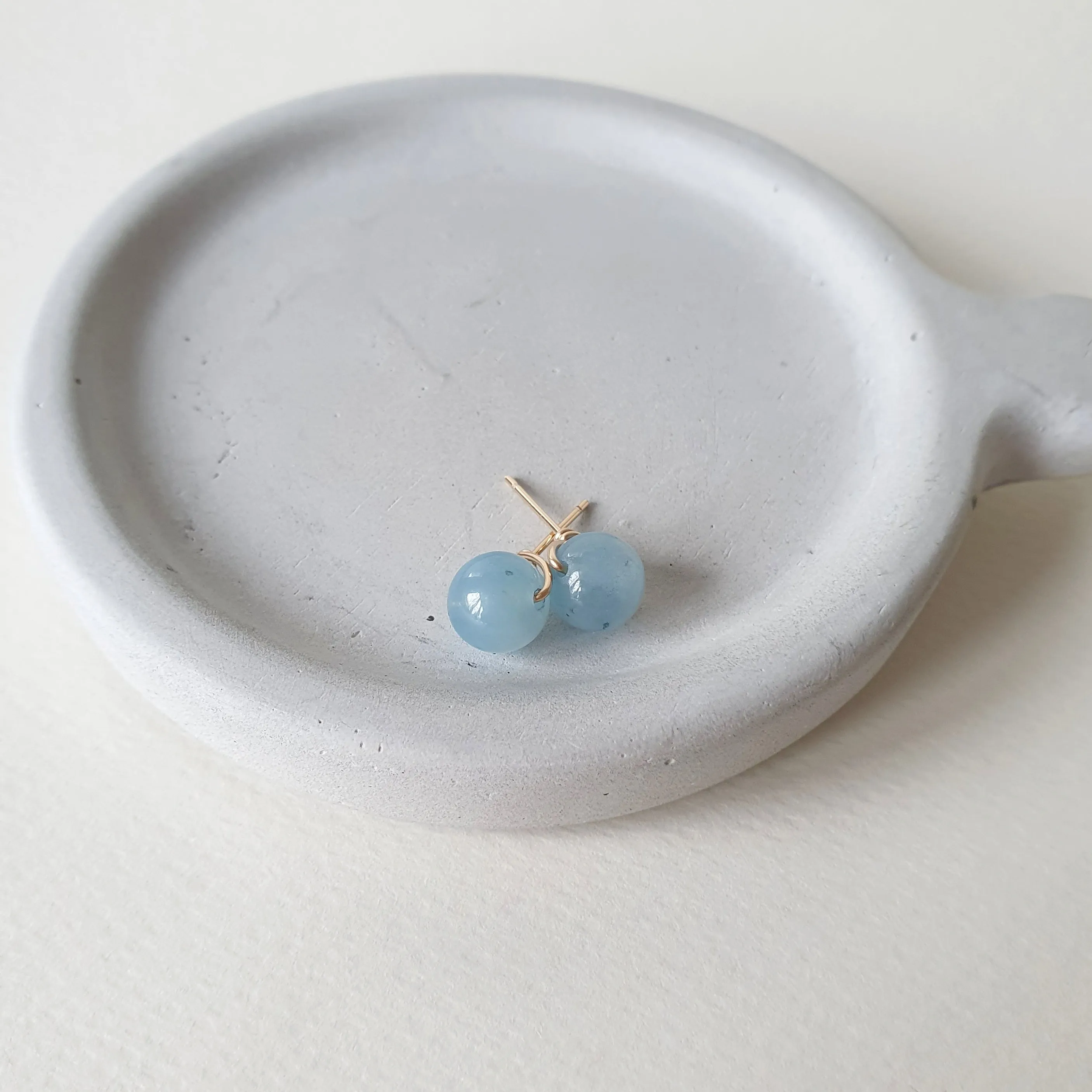Aquamarine Earstuds 8mm (Basic) / 14k Gold-filled