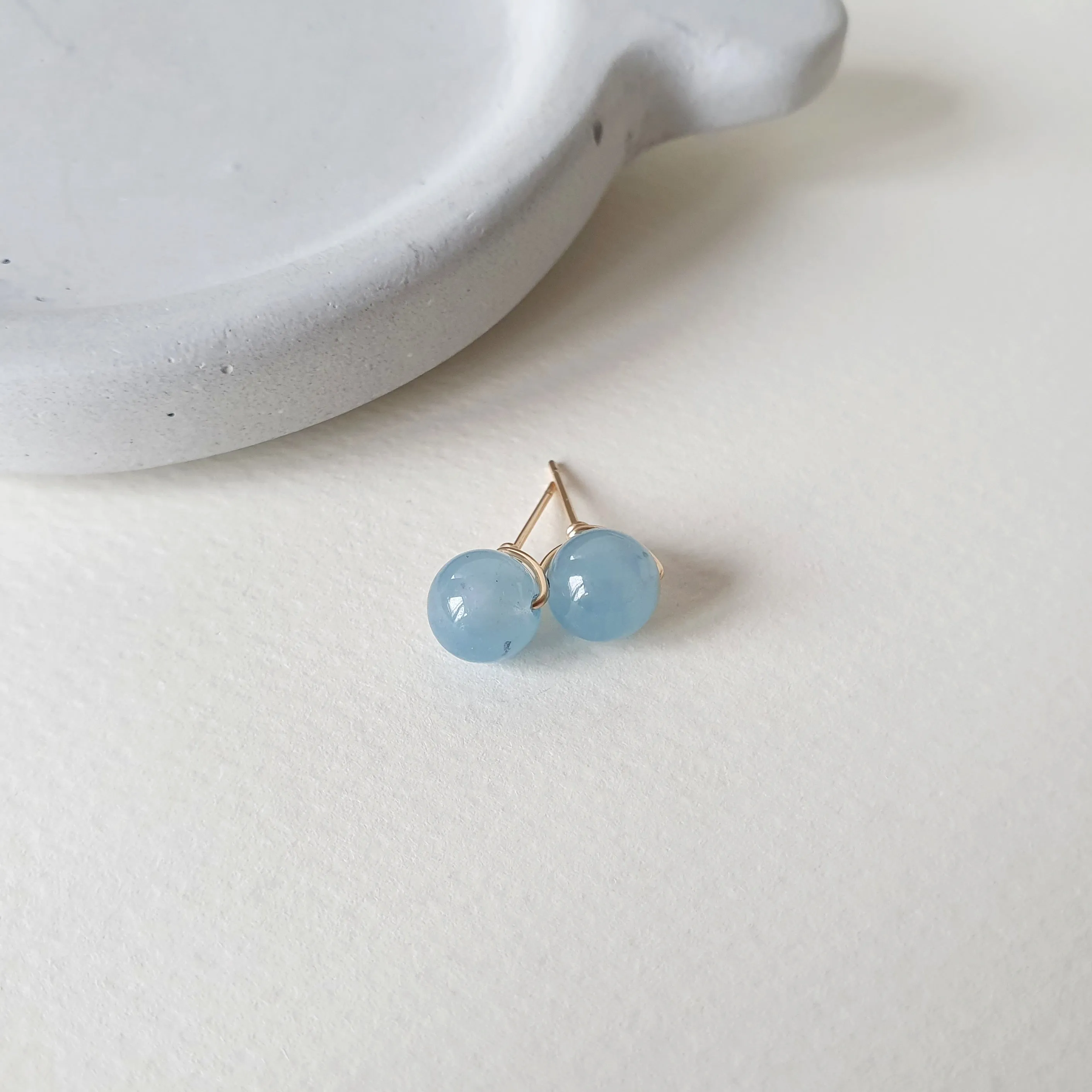 Aquamarine Earstuds 8mm (Basic) / 14k Gold-filled