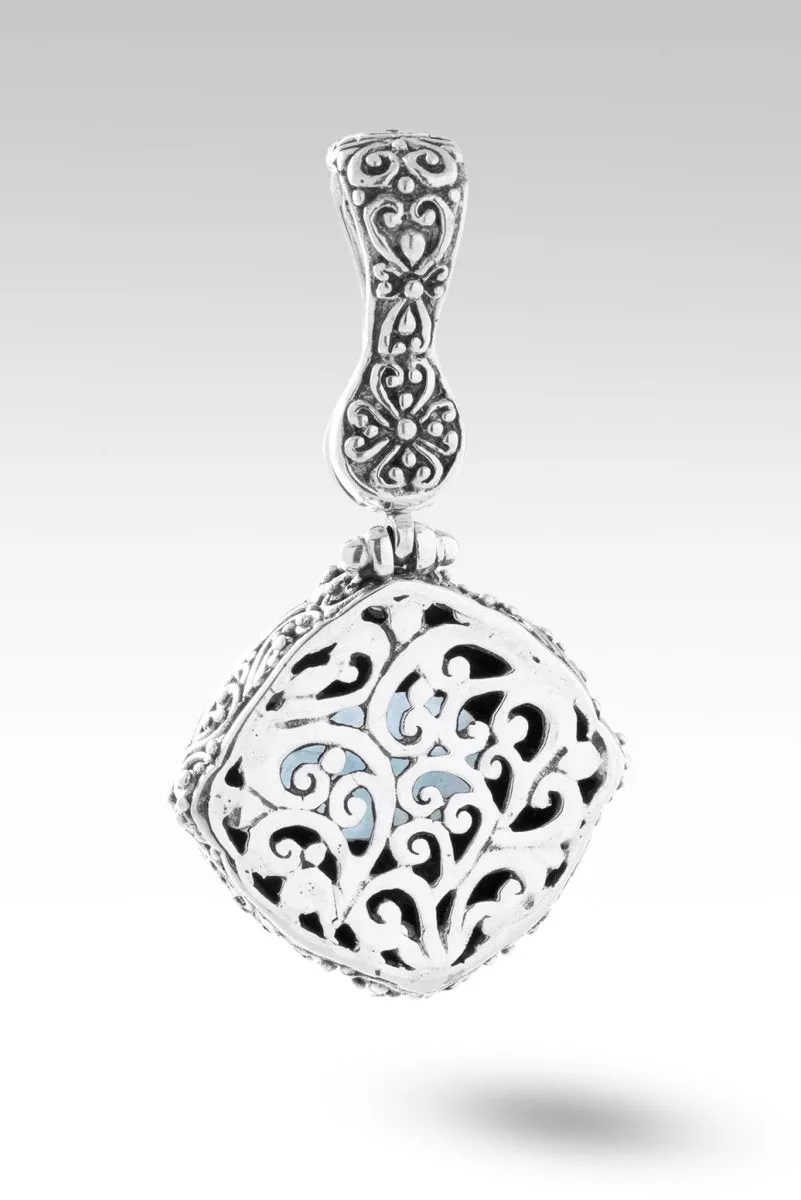 Believe and Live Pendant™ in Aquamarine