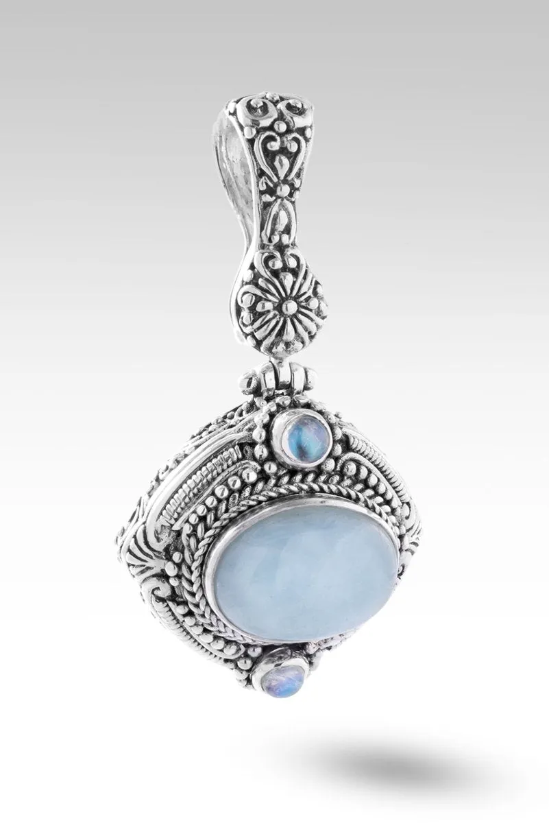Believe and Live Pendant™ in Aquamarine