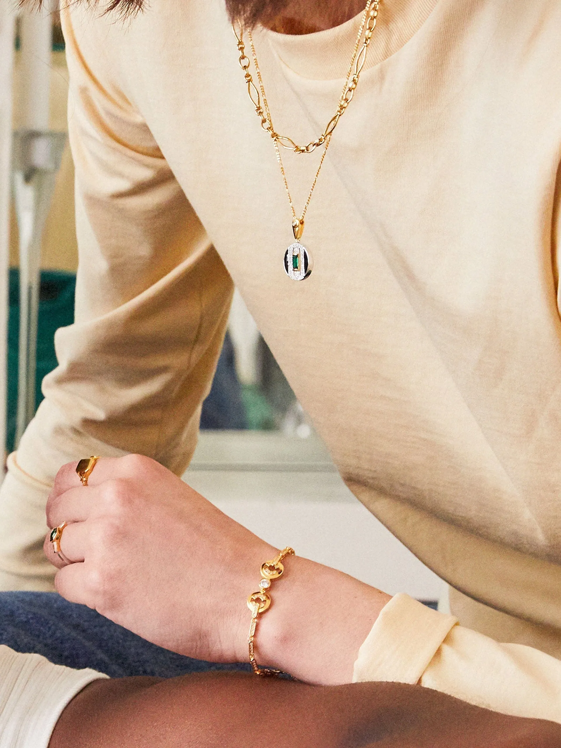 Daphne necklace on figaro chain