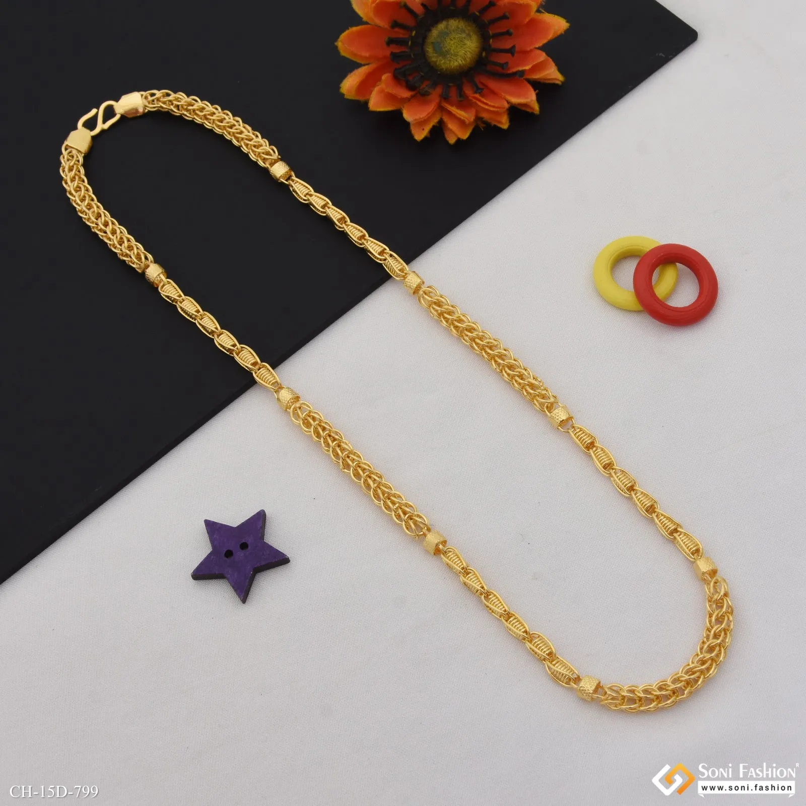 Glamorous Design Gold Plated Rajwadi Chain for Men - Style D799