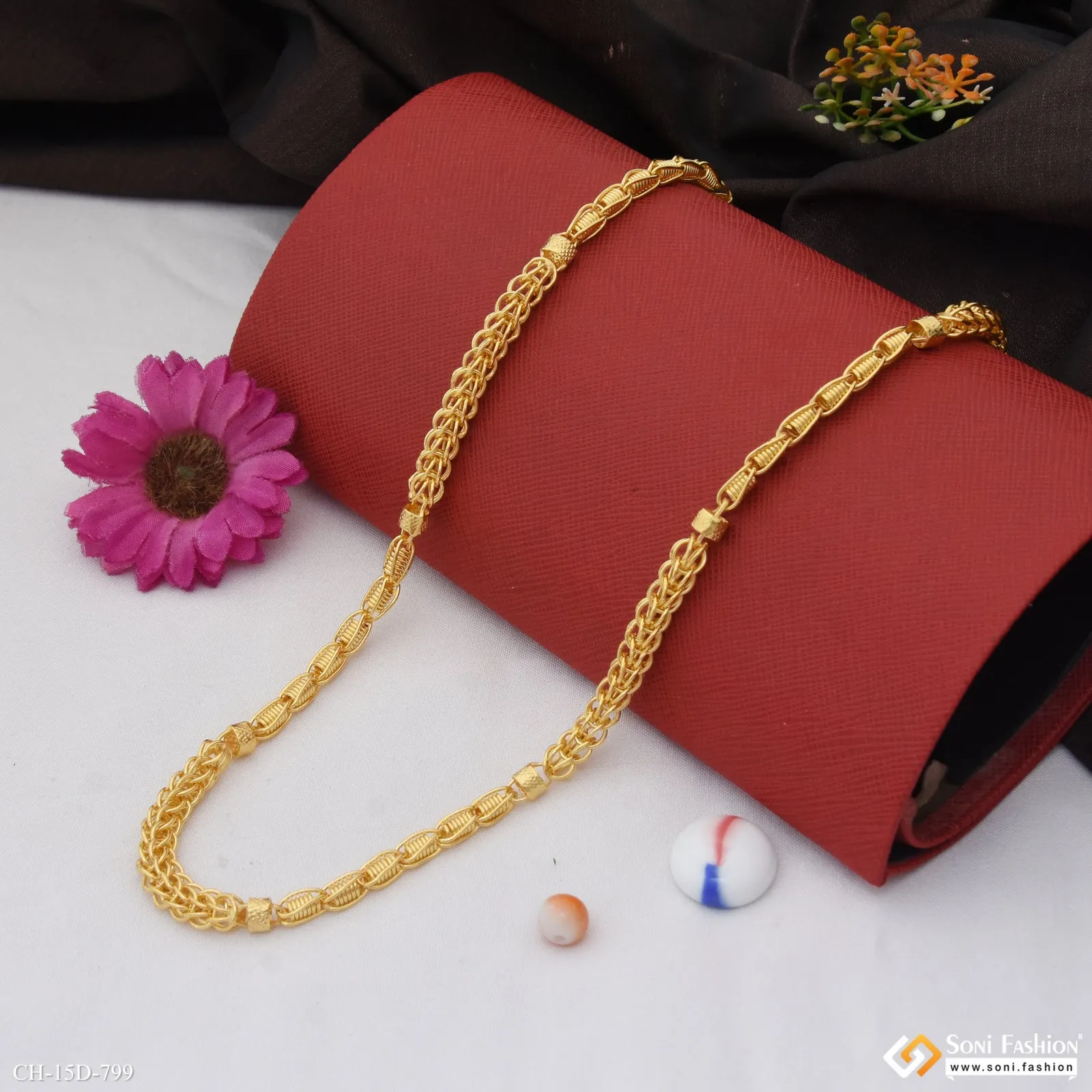 Glamorous Design Gold Plated Rajwadi Chain for Men - Style D799