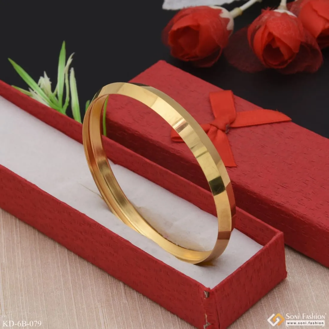 Kada Chic Design Superior Quality Gold Plated Punjabi Kada for Men - Style B079