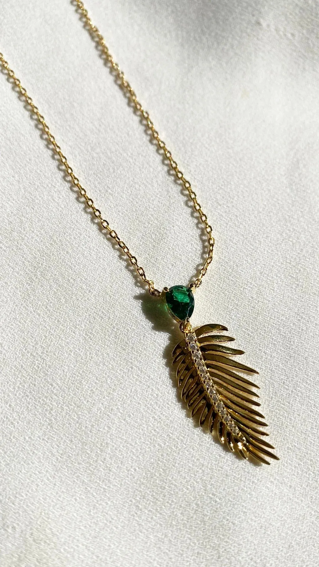 Palma Emerald Stone Necklace