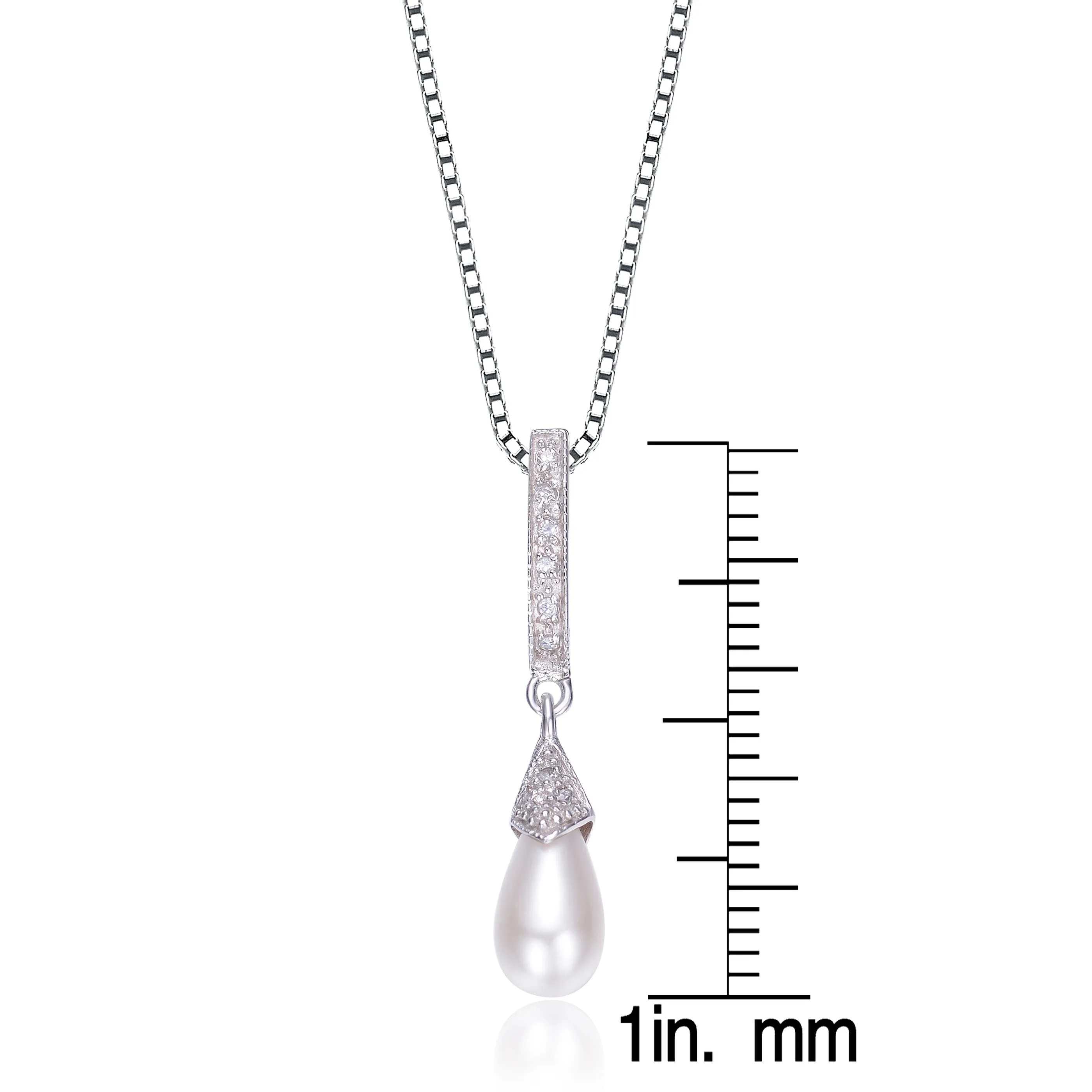 Raquelle Cultured Pearl Dangling Pendant Necklace