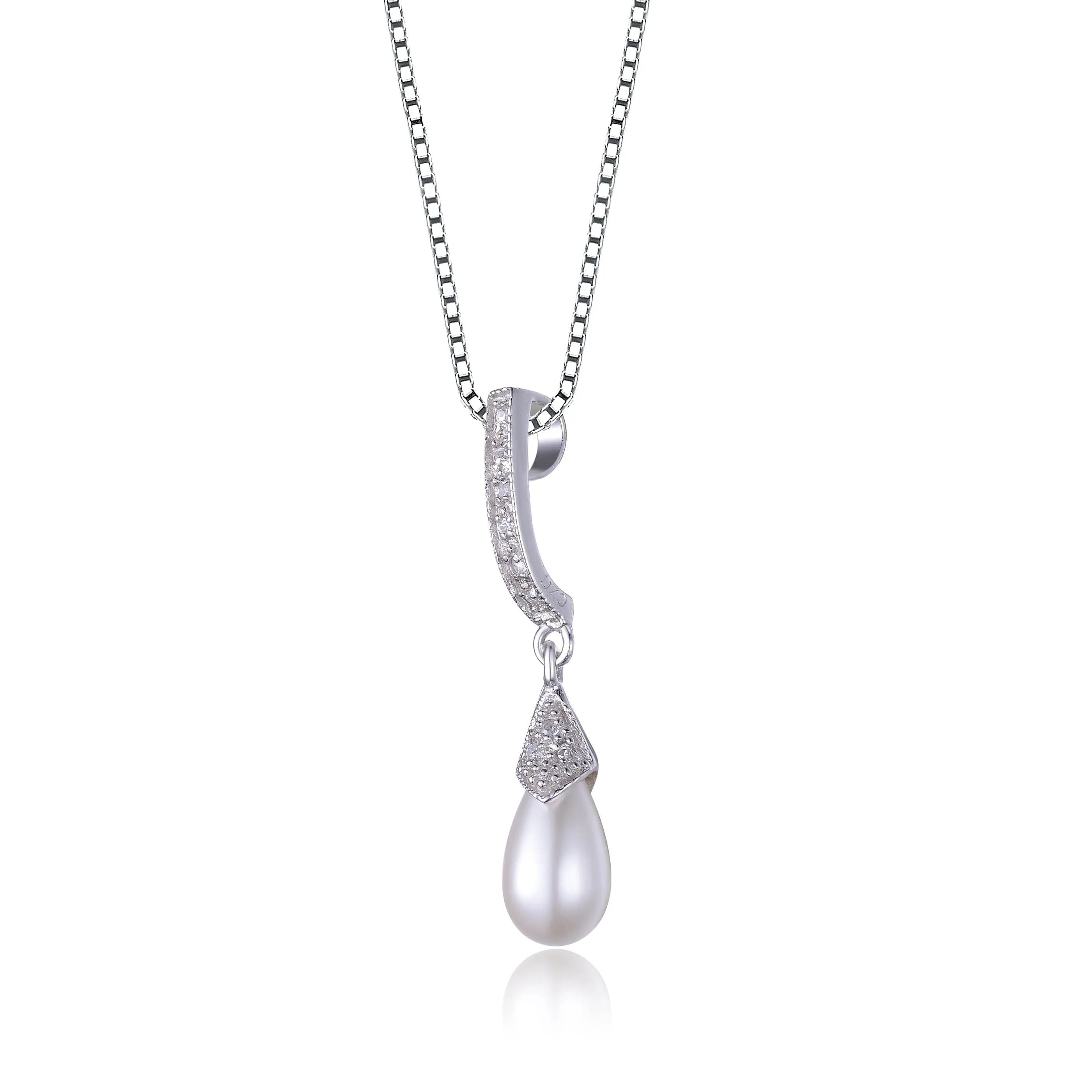 Raquelle Cultured Pearl Dangling Pendant Necklace
