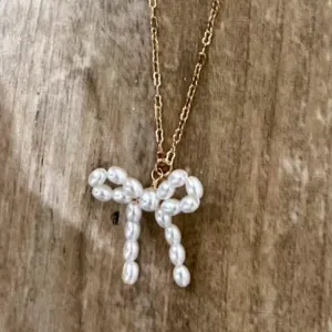 Simply Pearl Style Bow Dangle Necklace
